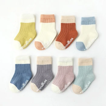 3 чифта/партида Сладки бебешки чорапи Малко дете памук момиче момче четири сезона дрехи аксесоари чист цвят против хлъзгане детски етаж чорапи 0-3Y