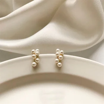 2024 Нова мода корейски бяла перла капка обеци за жени бохемски златен кръг сватбени обеци бижута подаръци на едро