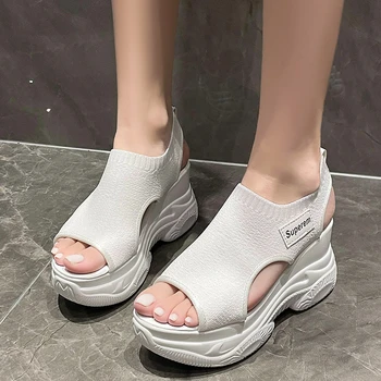 2023 Лято нова мода плътен цвят отворен пръст риба устата големи сандали за жени, носещи дебела подметка удобни дамски обувки
